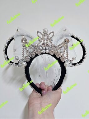 DISNEY PARKS VERA WANG DESIGNER TIARA EARS HEADBAND